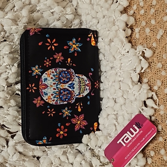 Tawi Skull Wallet - Picture 14 of 14